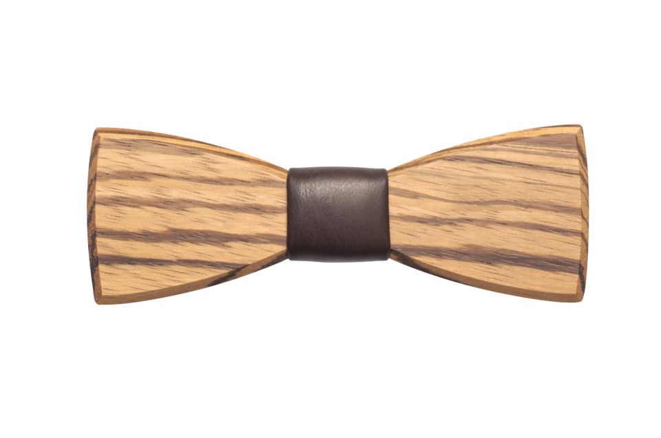 Wooden bow tie Corra with elegant stripes | BeWooden