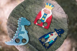 Finger puppet theatre - King, Wizard and Dragon