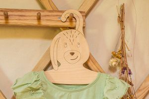 Wooden hanger - Bunny Carl